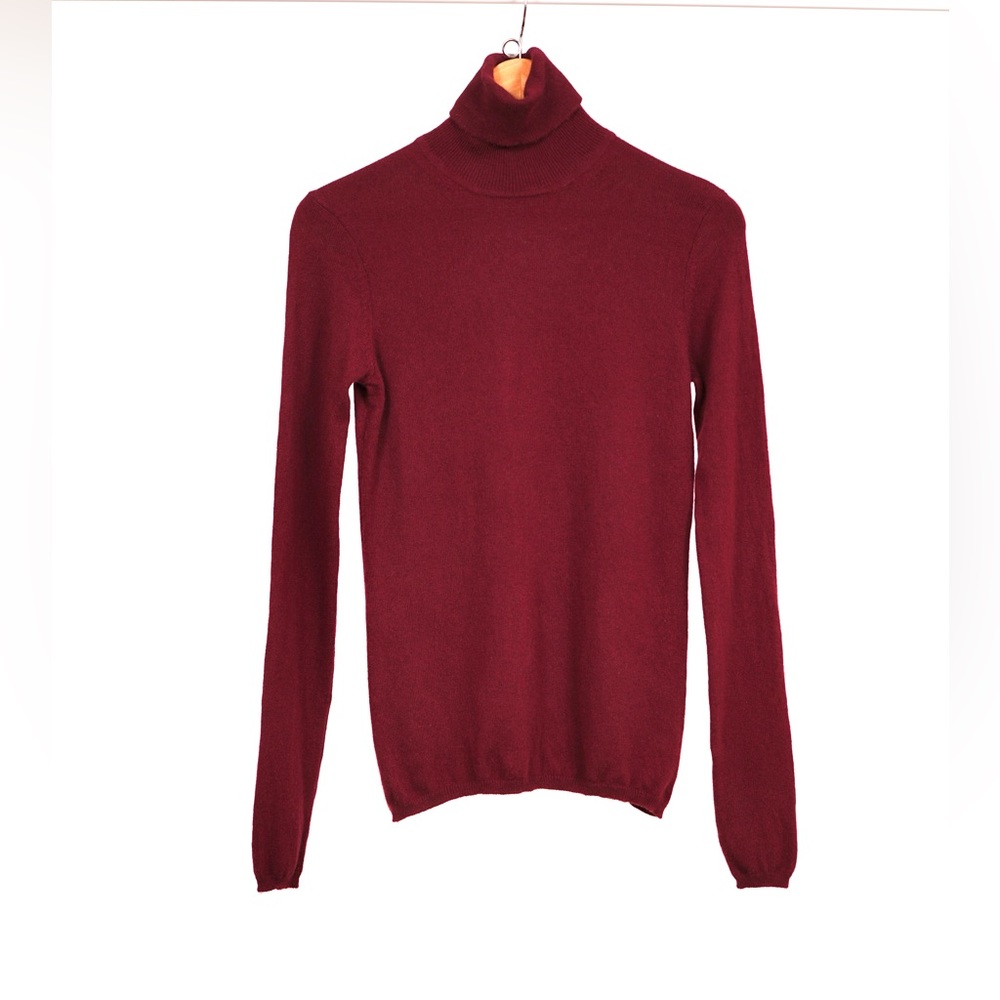 Henri Bendel Cashmere turtle  neck  sweater for fall, woman cashmere sweater.